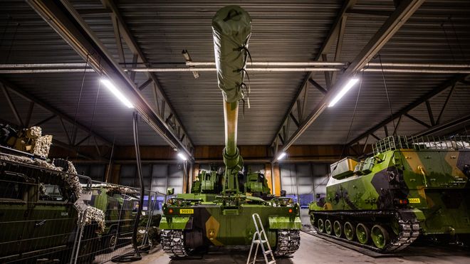 De siste skytsene skipes nå: Koreanerne mener Norge trenger enda mer artilleri