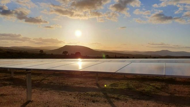 Nå er solenergi et globalt fenomen: Står for nær halvparten av ny strømkapasitet