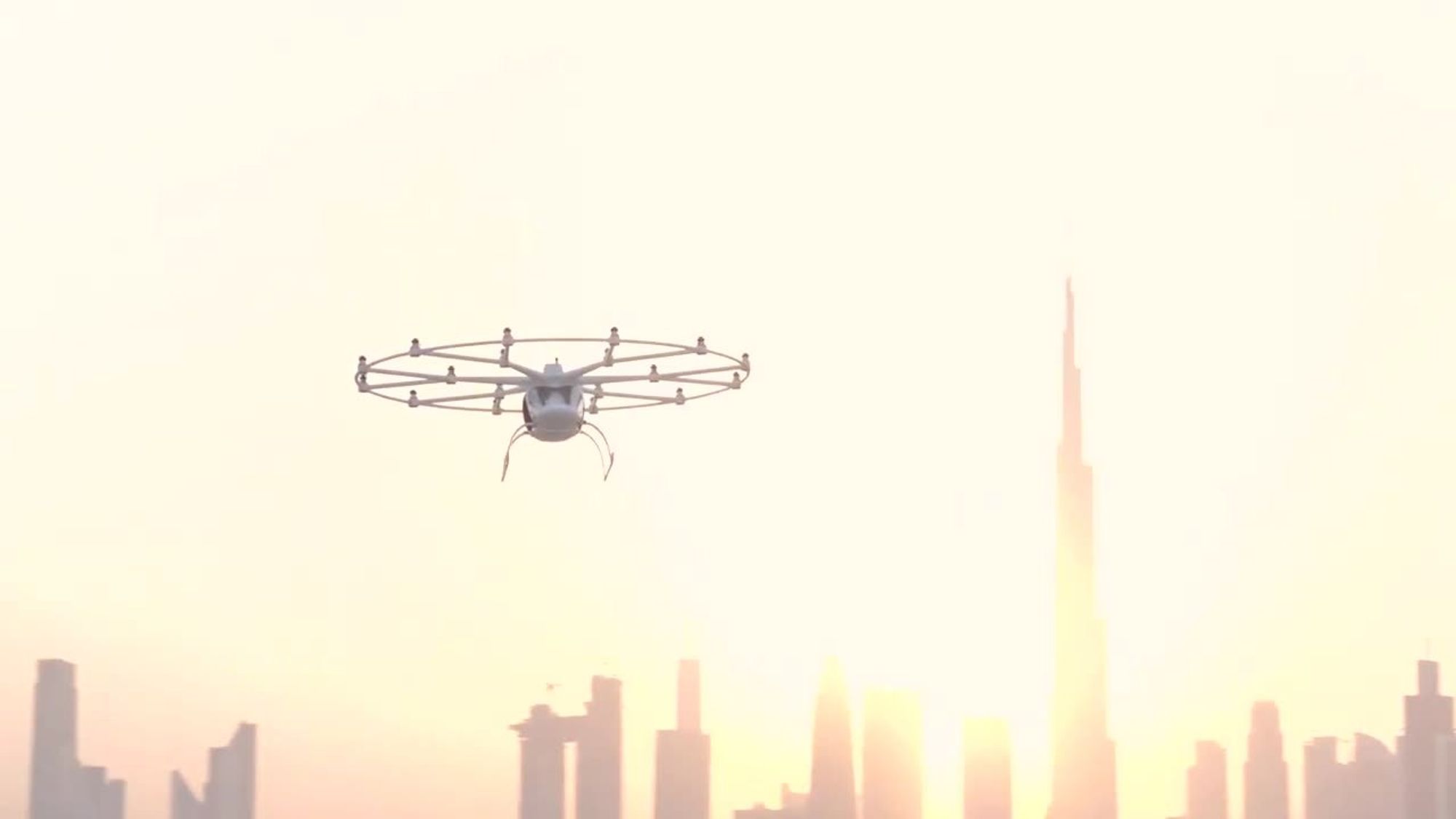 Her flyr Dubais første selvkjørende fly-taxi - Tu.no