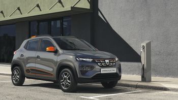 I motsatt ende av skalaen finner vi Dacia Spring. Prisen er ikke kjent, men importøren sier at det skal bli Europas billigste elbil.