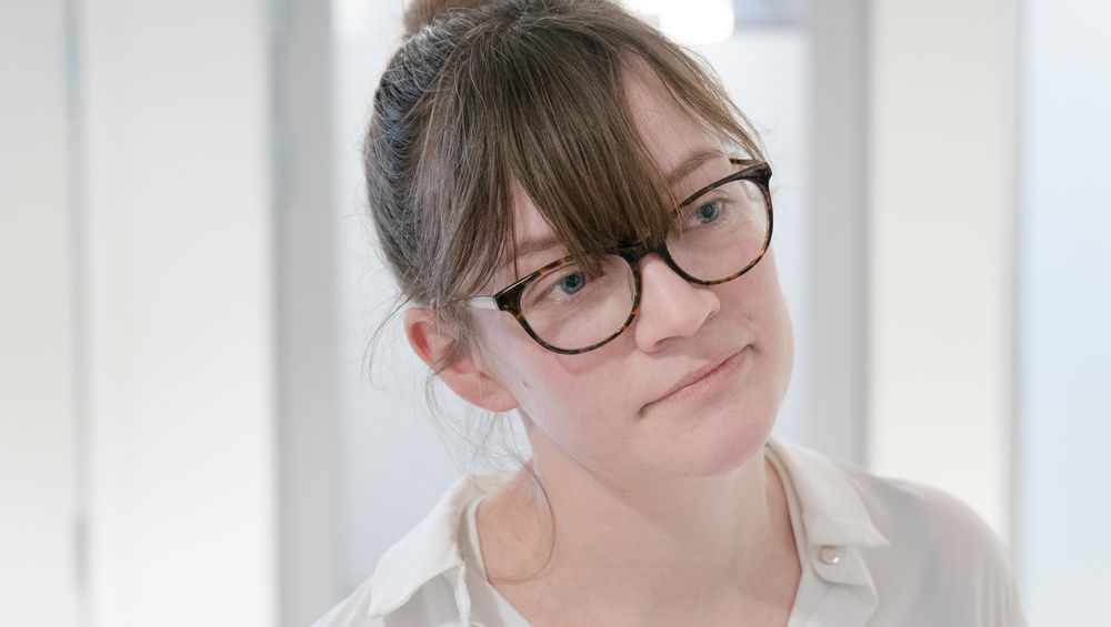 Leder i Naturvernforbundet Silje Ask Lundberg mener styrt nedtrapping av oljebransjen er bedre enn et kræsj.