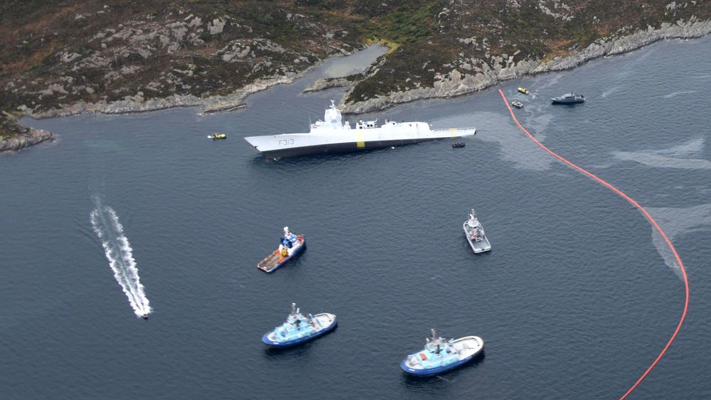 På dagen ett år etter at KNM Helge Ingstad havarerte, saksøkte staten DNV GL som hadde klasset fregatten.