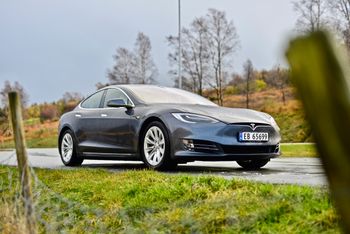 Tesla Model S i Gjesdal kommune i Rogaland.