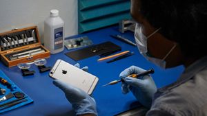 /2628/2628122/apple_repair-service-expansion_iphone-repair_07072020.300x169.jpg