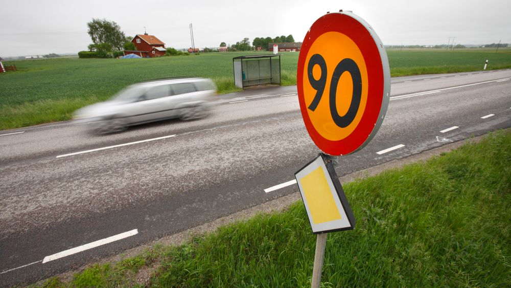 Flere mennesker dør i trafikken i Sverige sammenlignet med Norge. Den største forskjellen er blant ubeskyttede trafikanter.
