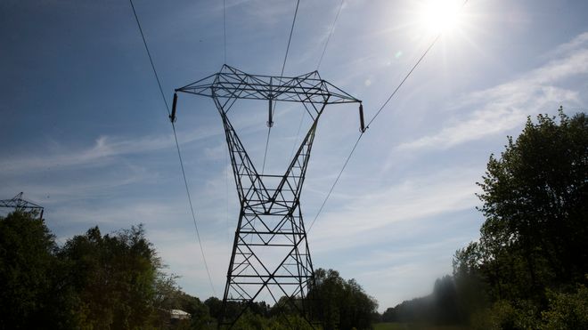 Oslo 20180520.Illustrasjonsbilde på strøm, høyspentmast, energi, energipriser, strømpriser, strømkabel.
