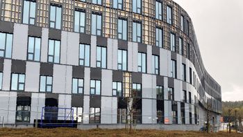 Bygningsintegrerte solceller veggpaneler fasade Bjørn Thorud Solenergiklyngen Susoltech rapport energi