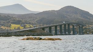 Nå er Tresfjordbrua nedbetalt - fikk 400 millioner i årets statsbudsjett