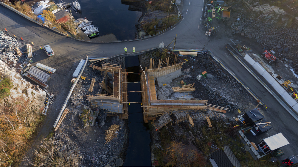 Slik står nye Pøyla bru på Askøy i dag. 