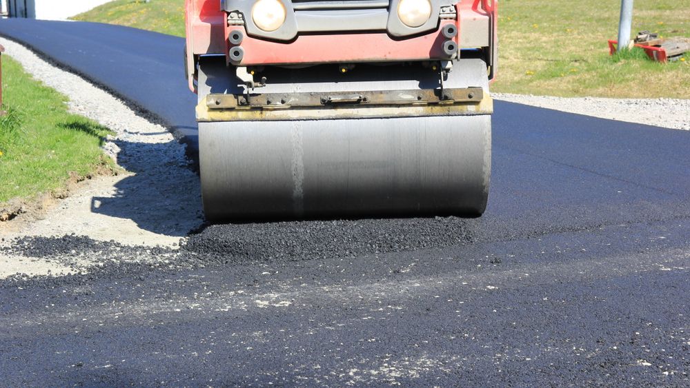 Nordre asfaltkontrakt på fylkesveiene i Nordland: 77.240 tonn