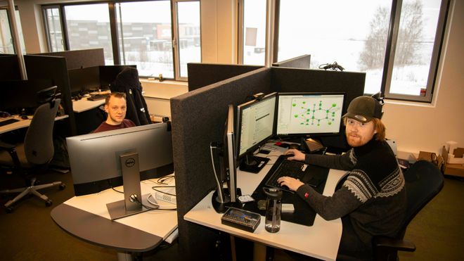 David Bråten og Jørgen Nørstelien, begge konsulenter i nettverksavdelingen til Ikomm.