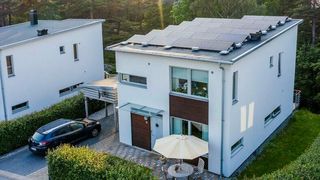 Schive batterier solenergi hjemmebatteri kombiløsning sol ess bmz styringssystem incentiver strømpris
