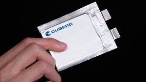 /2659/2659038/Cuberg%20battery%20cell%20with%20hand.300x169.jpg