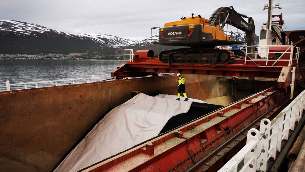 I Nordland kan det bli en del båttransport av asfalten.