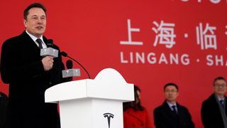 Frykter at bilen spionerer: Kinesiske statsansatte får ikke kjøre Tesla hvor de vil