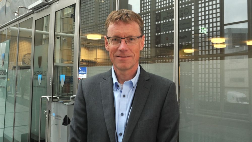 Knut Seltta er som fylkesdirektør i Viken ansvarlig for 5 339 km fylkesveier fra Halden i sør til Hardangervidda i nord