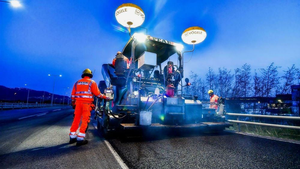 Ny asfalt betyr godt veggrep som sikrer fremkommelighet og god kjørekomfort.