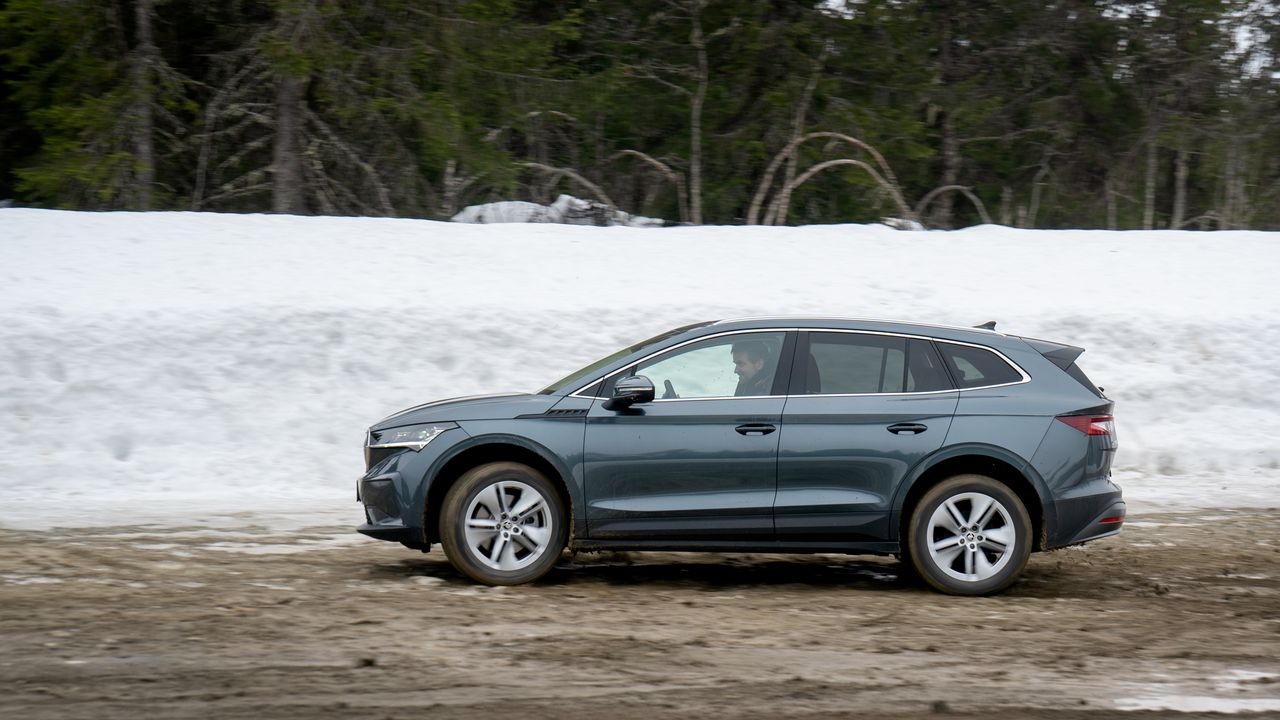 Skoda setter på bremsene thumbnail