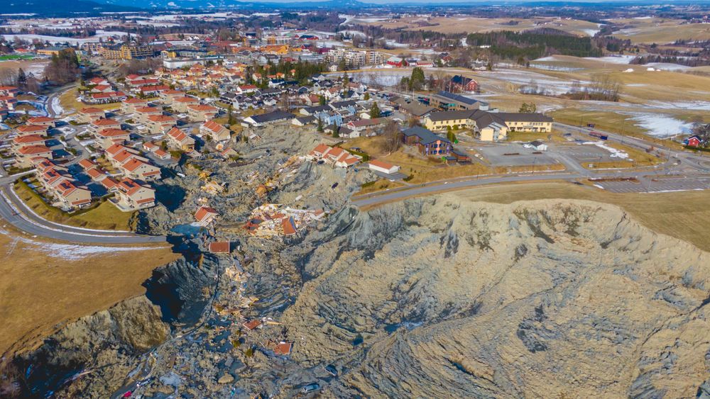 Leirskredet som gikk i Ask i Gjerdrum 30. desember 2020.