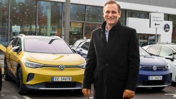 Elektrifisering har blitt Møller Mobility Group sin nye ID, og i år har de ekstra stor tro på Volkswagens ID.4 og Skoda Enyaq. Om kort tid lanseres også Audi Q4 e-tron og Cupra Born. – Elbilporteføljen vår vokser seg stadig sterkere, og vi har store forventinger til 2021, sier konsernsjef Petter Hellmann.