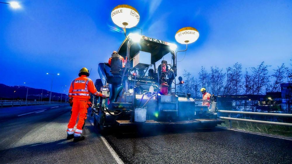 Ny kontrakt: Vestland fylke skal legge ytterligere 43.000 tonn asfalt 