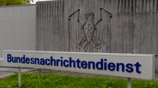 Porten til det tidligere hovedkvarteret til den tyske etterretningstjenesten Bundesnachrichtendienst i tettstedet Pullach nær München.
