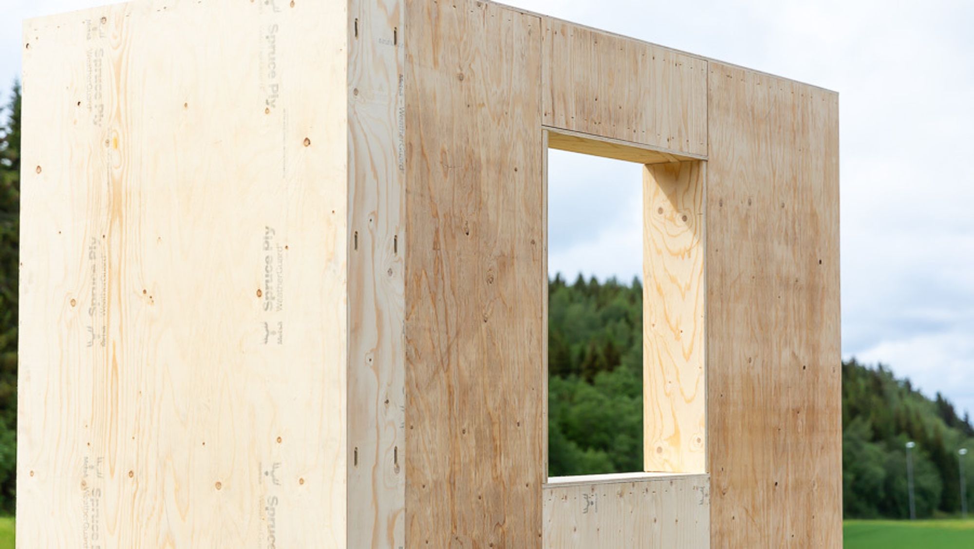 Planen er at modulene skal masseproduseres på en ny fabrikk i Trøndelag.