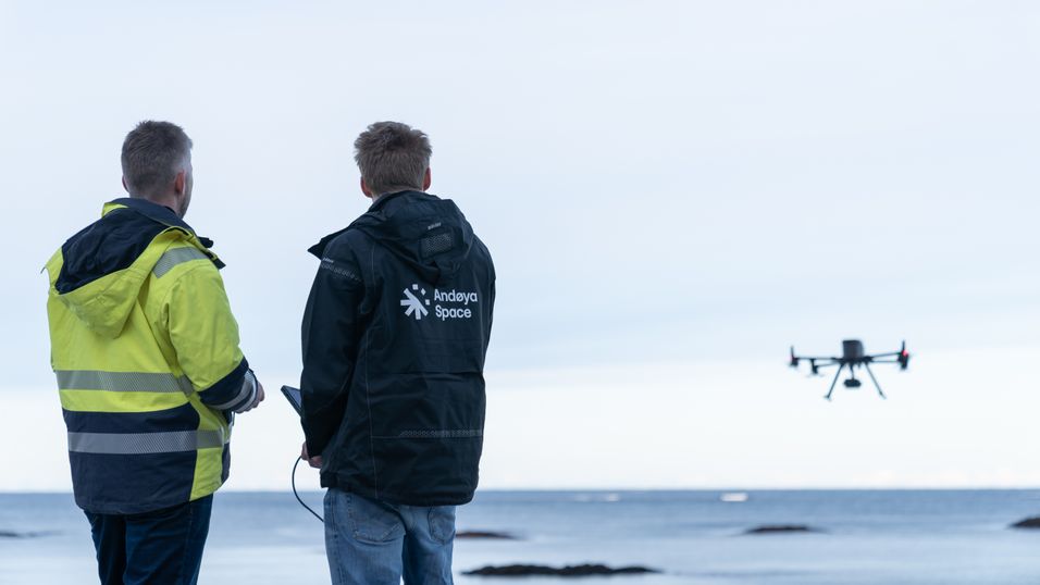 Telenor har hyret Andøya Space til å operere kartleggingsdronene. Bildet er ikke tatt i forbindelse med prosjektet som er satt i gang for å kartlegge mobildekning hos enkelte kobberkunder, men det er denne typen droner som brukes i prosjektet.
