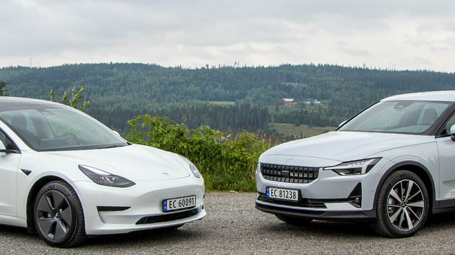 Tesla Model 3 og Polestar 2 standard range.