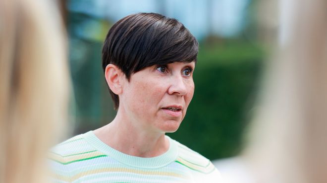 Utenriksminister Ine Eriksen Søreide (H) møtte mandag pressen for å orientere om datainnbruddet på Stortinget i mars.