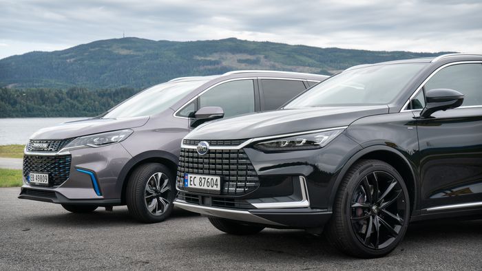 Test av Maxus Euniq og BYD Tang.
