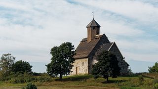 Tingelstad gamle kirke på Gran i Viken
