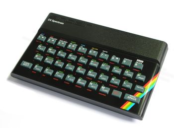 Hjemmedatamaskinen Sinclair 48K ZX Spectrum.
