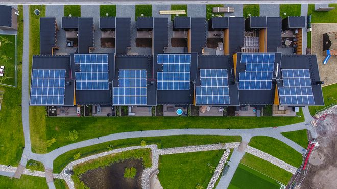 Høy strømpris øker interessen for solceller: – Dobling i antall henvendelser