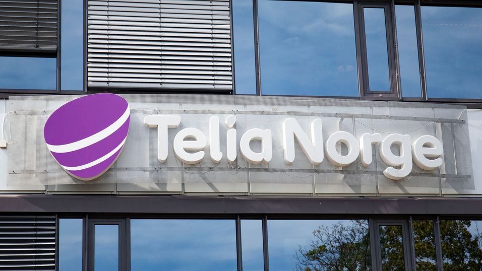 Telia hadde mandag store problemer med å gi kunder flere steder tilgang til internett.