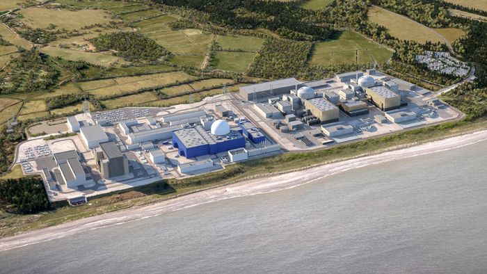 Kjernekraftverket Sizewell B til venstre skal bygges ut med et nytt kraftverk, Sizewell C.