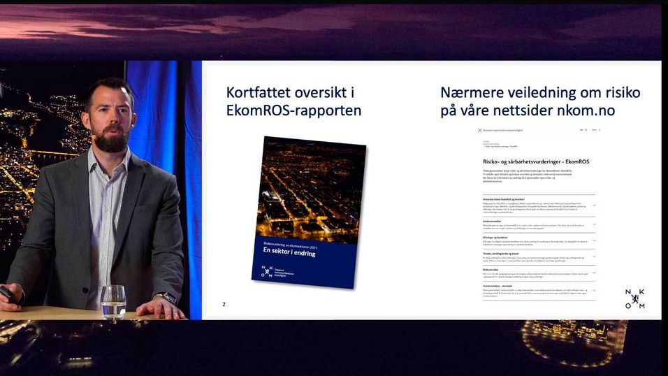 Fagsjef Alexander Iversen i Nasjonal kommunikasjonsmyndighet snakker i et nettmøte der rapporten EkomROS ble lagt fram torsdag 14. oktober 2021.
