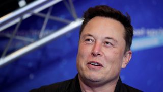 Lover å selge Tesla-aksjer for 180 milliarder kroner for å betale skatt