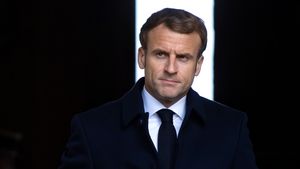 /2705/2705069/Macron.300x169.jpg