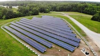 Vil bygge solenergi på gamle søppelfyllinger: Gir strøm til millioner