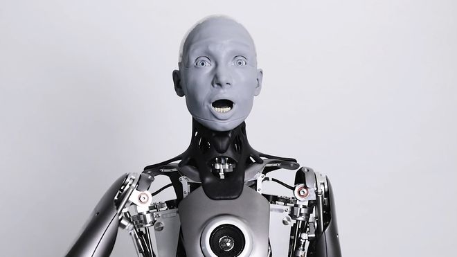 Roboten Ameca uttrykker overraskelse.