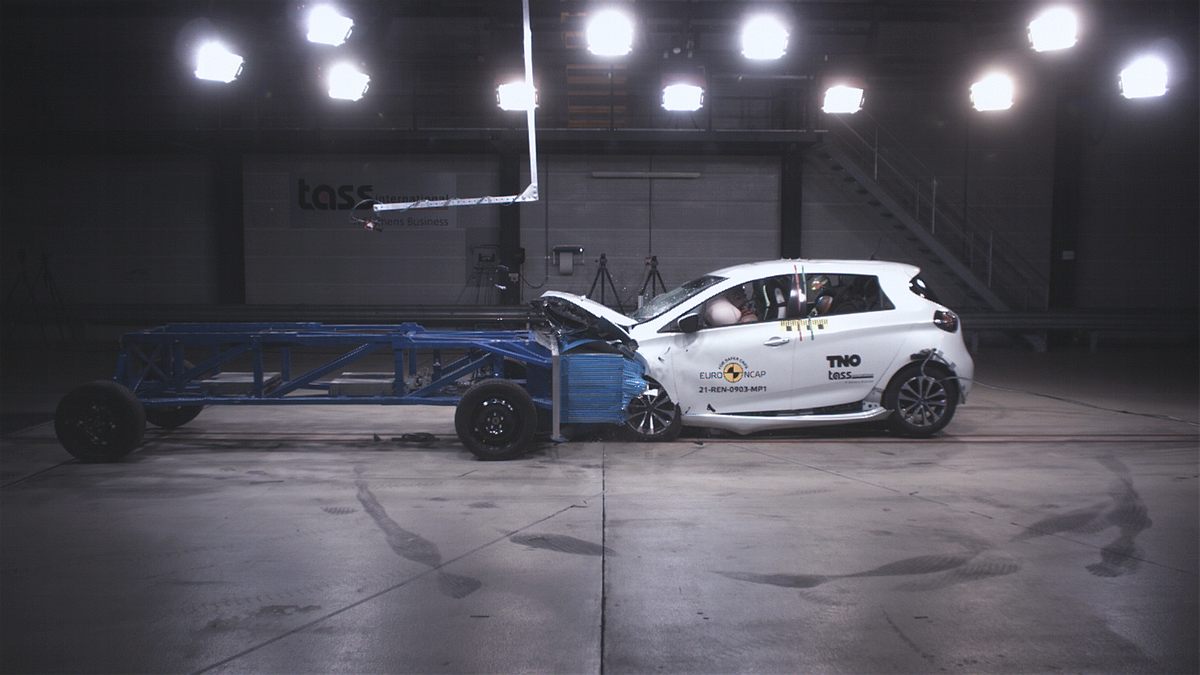 Crushing result for Renault Zoe in crash test