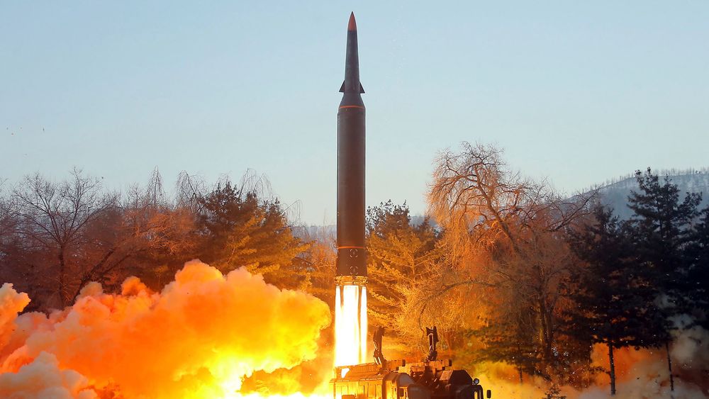 Foto som ifølge nordkoreanske myndigheter er fra rakettesten onsdag 5. januar. 