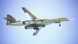 «Hvite svaner»: Russland har testfløyet det første nybygde Tu-160M