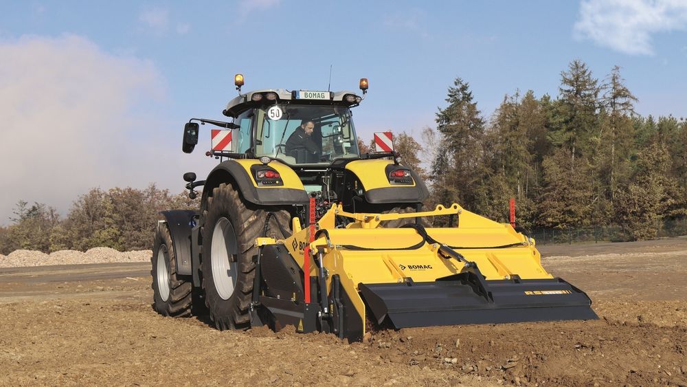 Traktormonterte stabilisatorer er et nytt tillegg til Bomags produktutvalg.