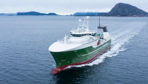 /2712/2712442/Senja%20of%20VARD%208%2002%20design%20-%202020%20-%20In%20operation%20-%20photo%20UAVPIC.300x170.jpg