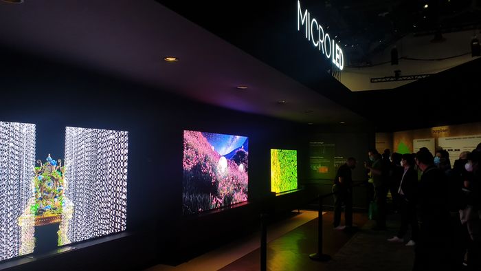 Samsung viste frem to nye størrelser av sin TV basert på micro-LED. I 4K-utgave har disse nesten 25 millioner knøttsmå overflatemonterte røde, grønne og blå lysdioder. Resultatet er fantastisk. Prisen også.