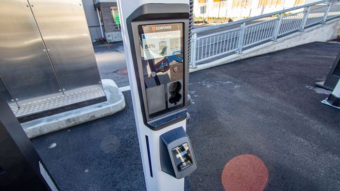 Kortbetaling, som her hos operatøren Greenstation, er ikke vanlig på ladestasjoner i Norge.