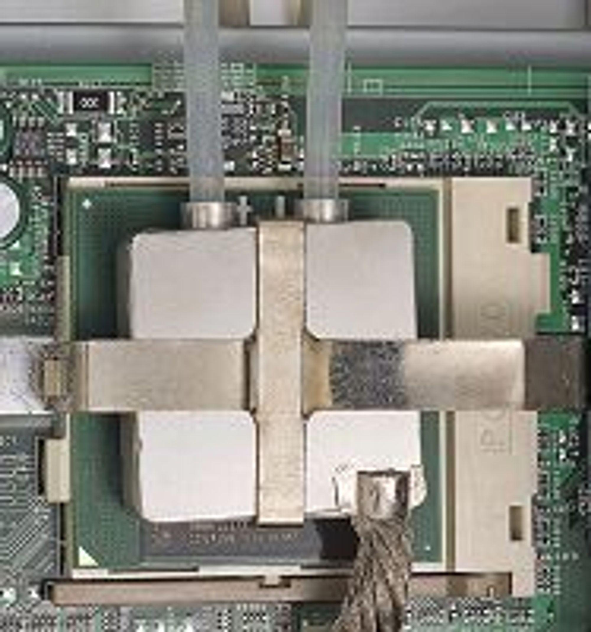 Kjøleblokk over hovedprosessoren i Calm SG-3 PC fra Intercom Solutions.