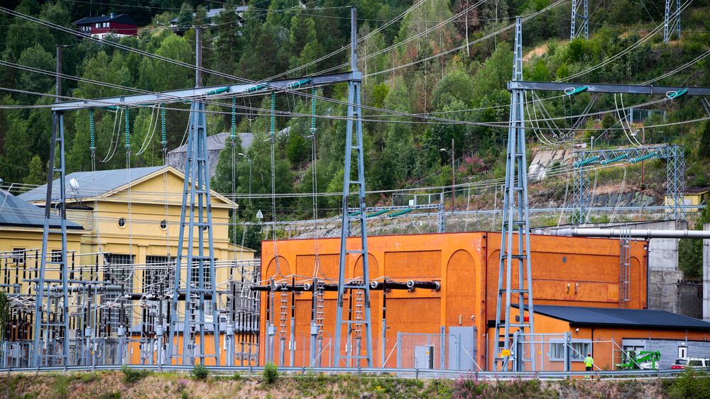 Etterspørselen etter kraft i Norge øker raskere enn produksjonen. Her ser vi Nore 1, et kraftverk som utnytter fallet mellom Tunhovdfjorden og Uvdalselva, i Nore og Uvdal kommune i Buskerud. Kraftverket er heleid av Statkraft